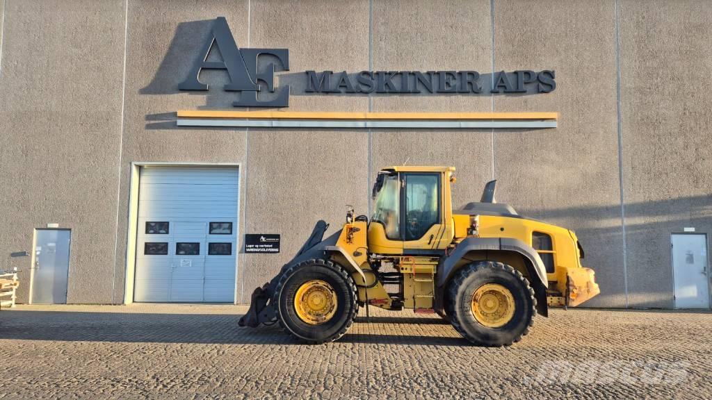 Volvo L 120 H Gumikerekes homlokrakodók