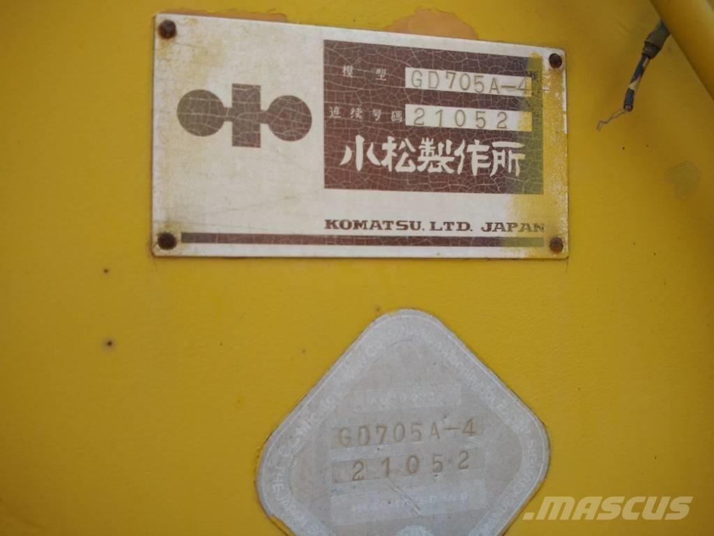 Komatsu GD 705 A-4A Gréderek