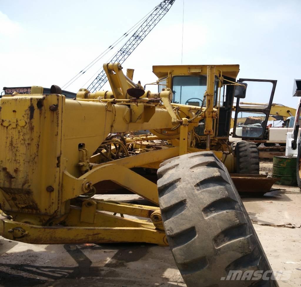 Komatsu GD 705 A-4A Gréderek
