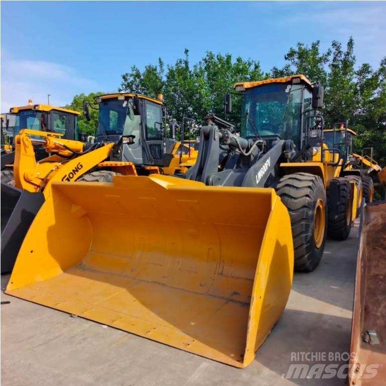 XCMG LW 600 FV Gumikerekes homlokrakodók