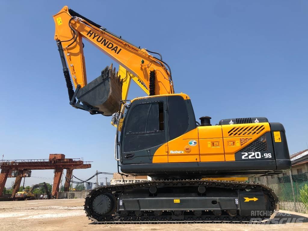 Hyundai R220-9s Lánctalpas kotrók