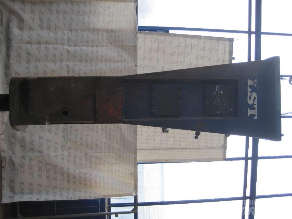 LST XB 3100 Fejtőgépek