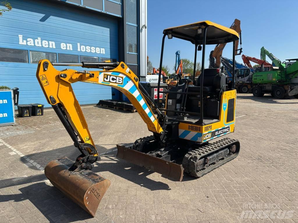 JCB 19 C-1 E Mini kotrók < 7t