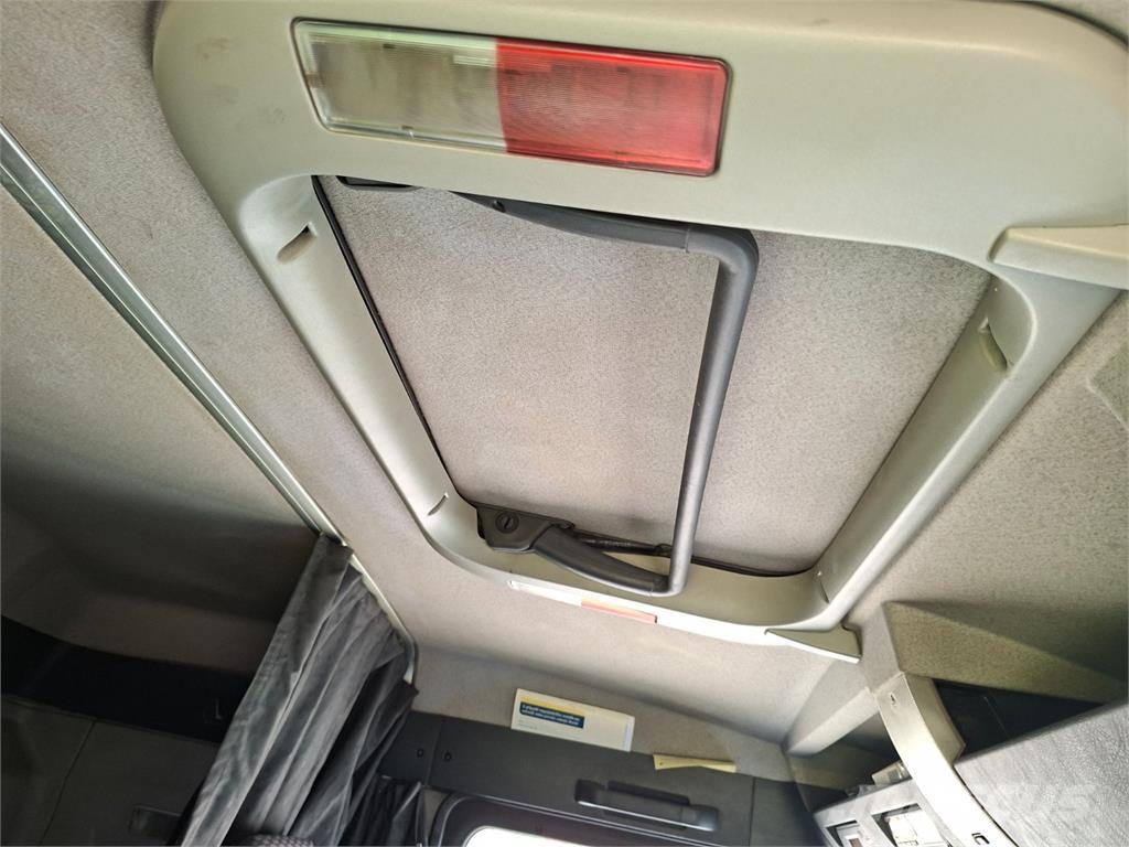 MAN TGL 7.180 Platós / Ponyvás teherautók