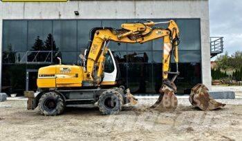 Liebherr A 314 Gumikerekes kotrók
