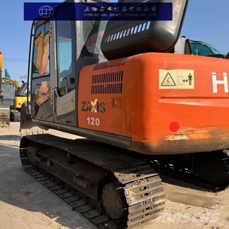 Hitachi ZX 120 Közepes (midi) kotrók 7 t - 12 t