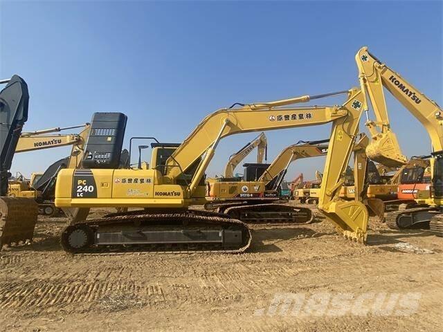 Komatsu PC 240-8 Lánctalpas kotrók