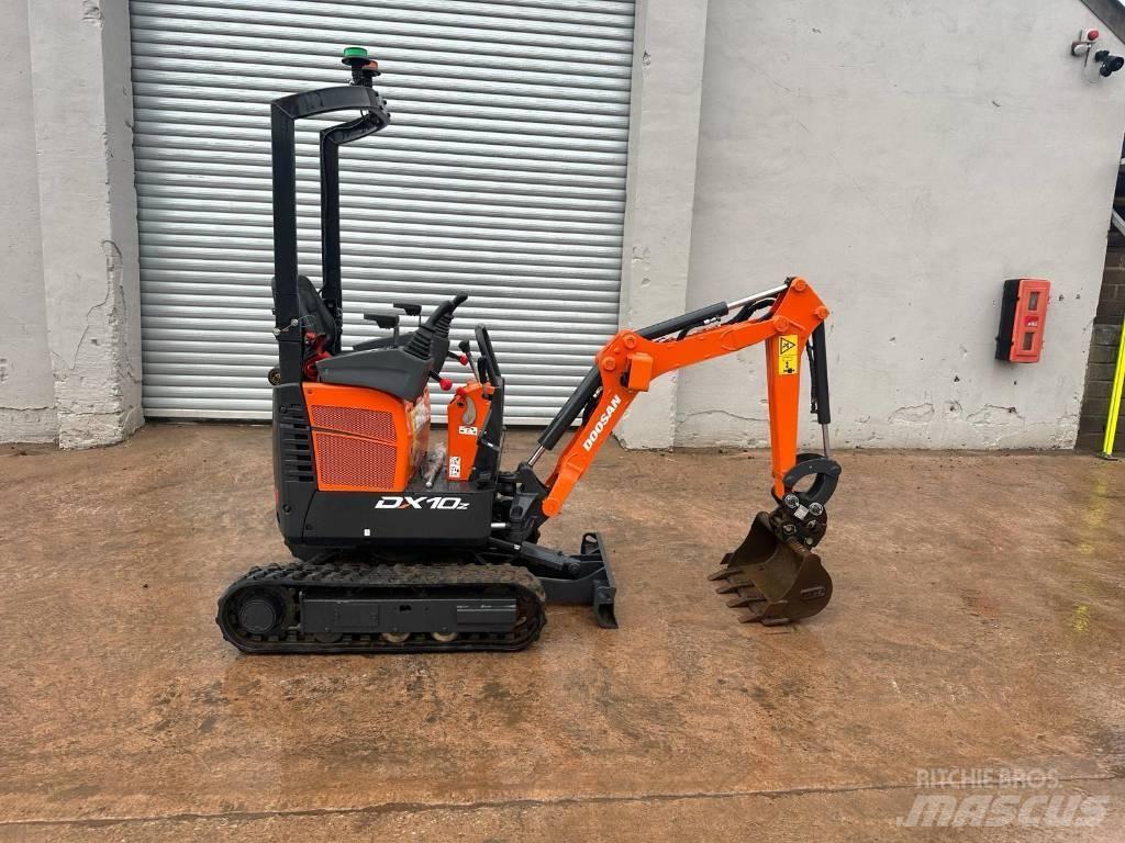 Doosan DX 10 Z Mini kotrók < 7t