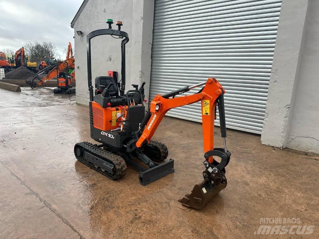 Doosan DX 10 Z Mini kotrók < 7t