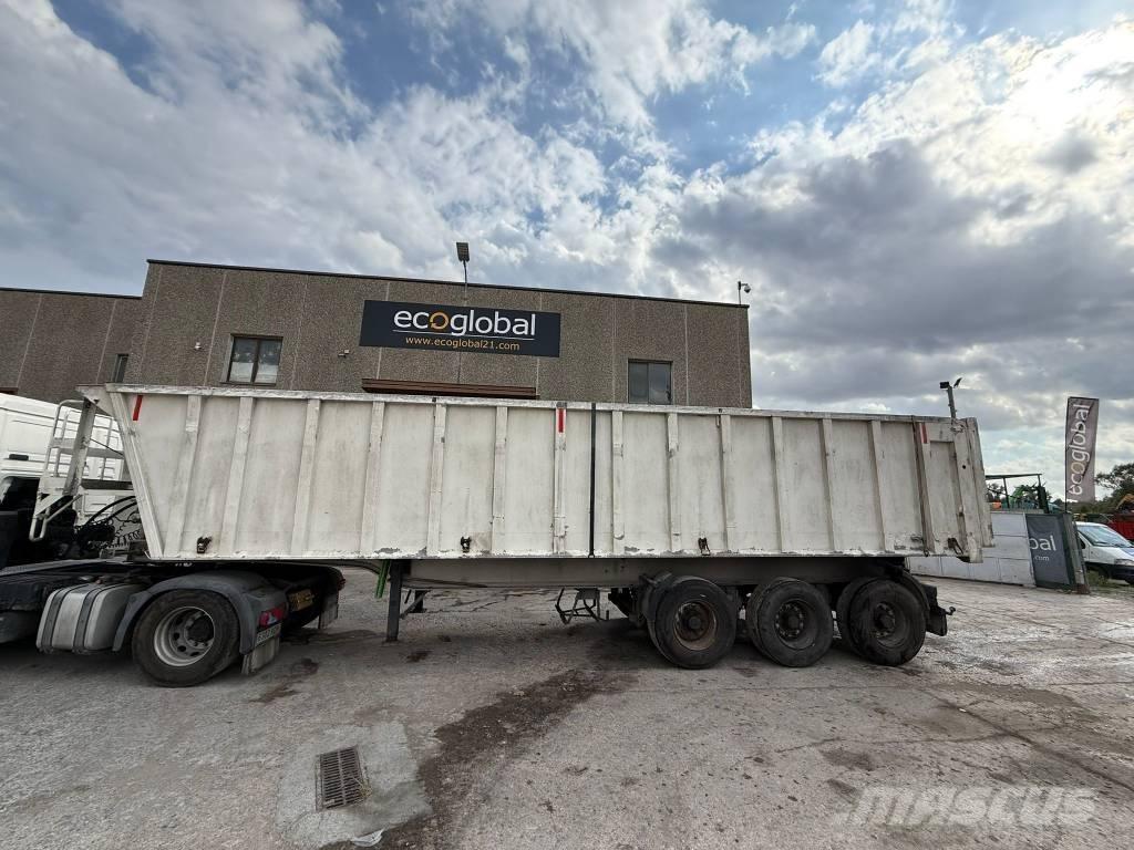 Fruehauf 38M Billenő félpótkocsik