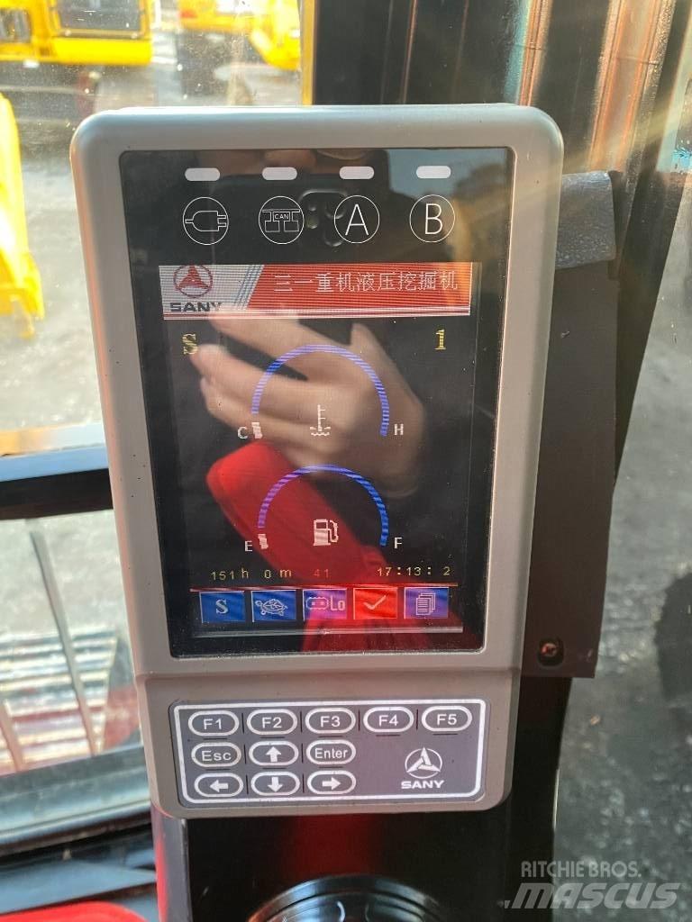 Sany 215C Lánctalpas kotrók