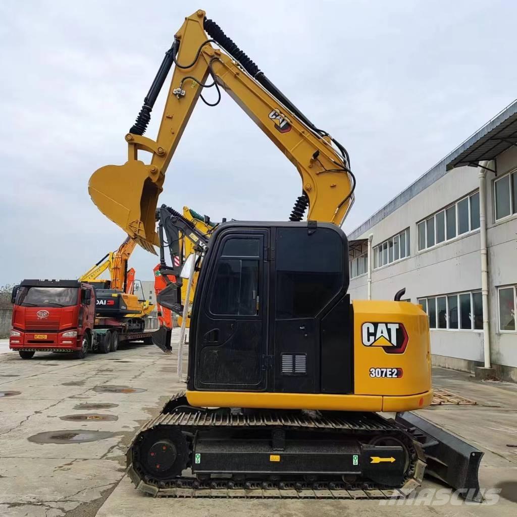 CAT 307E2 Mini kotrók < 7t