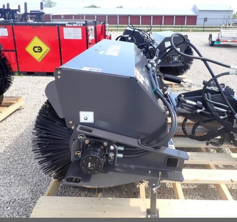 Sweepster 220 84” Kefék