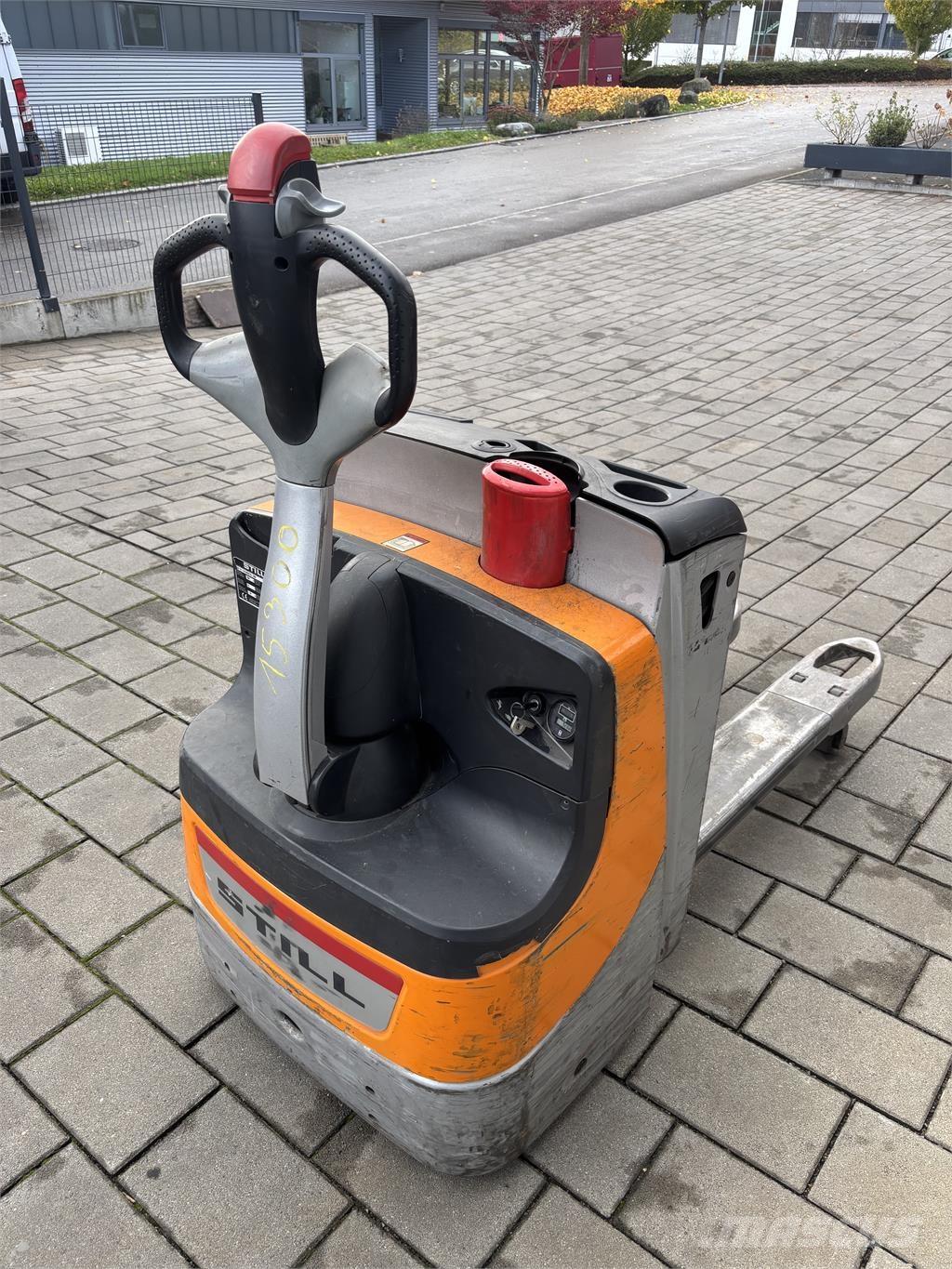 Still EXU16 Gyalogkíséretű targonca