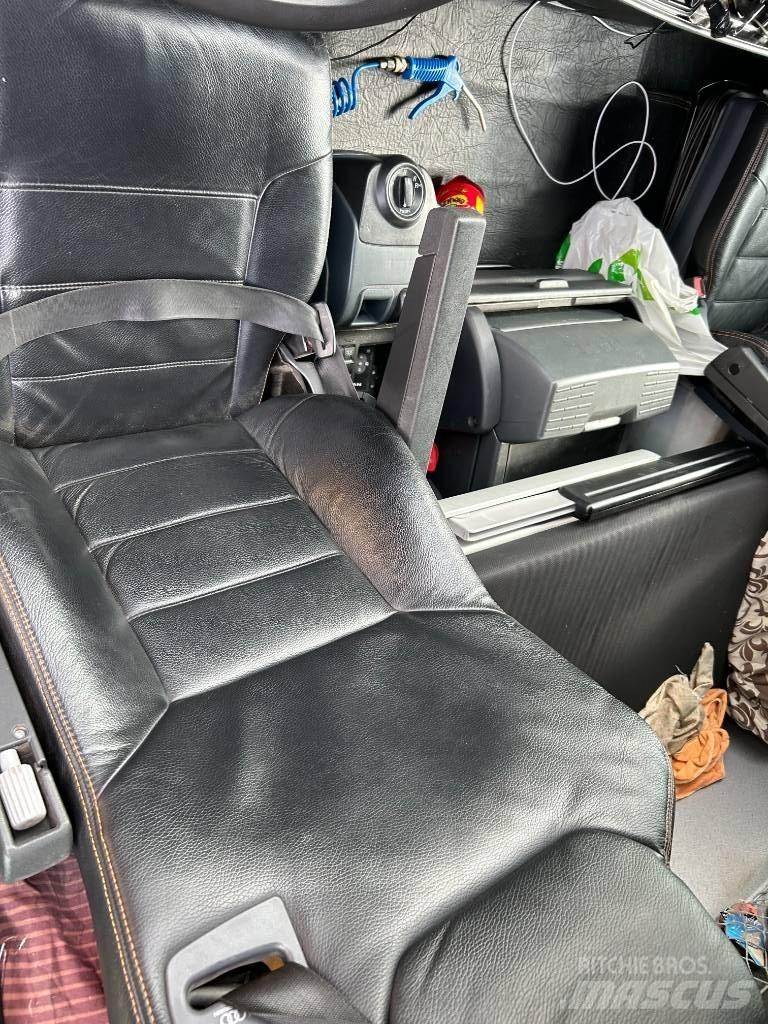 MAN TGX 18.480 XLX Nyergesvontatók