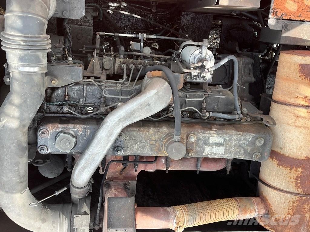 Hitachi Ex370-5 Lánctalpas kotrók