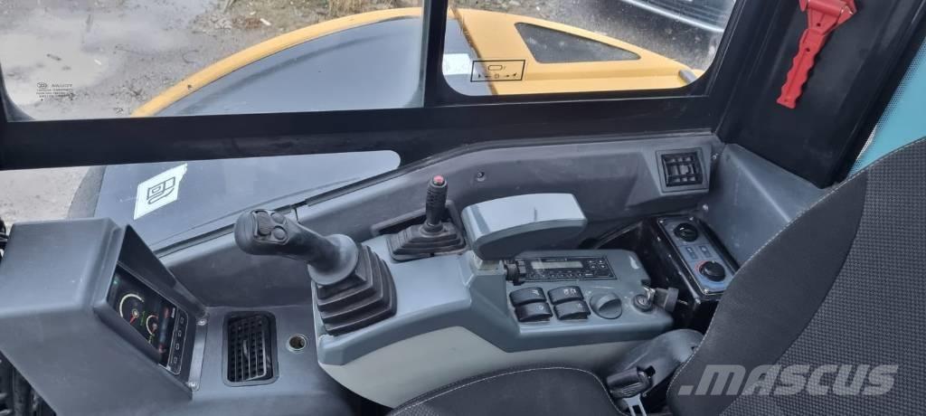 Sany SY 50 U Mini kotrók < 7t