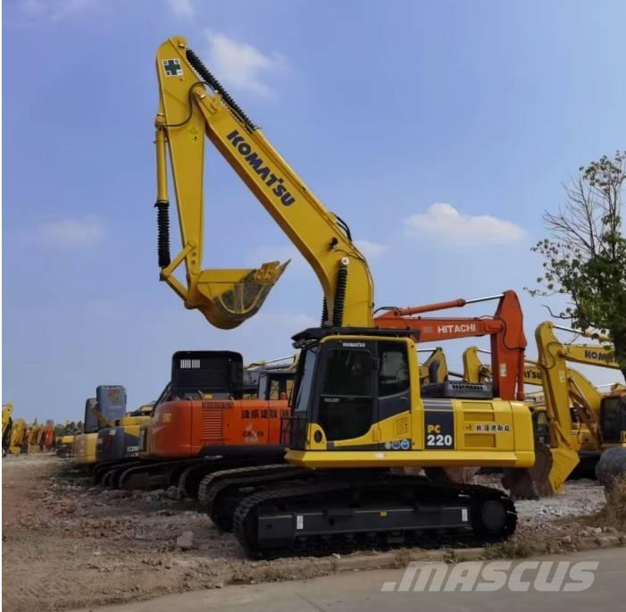 Komatsu PC220-8 Lánctalpas kotrók