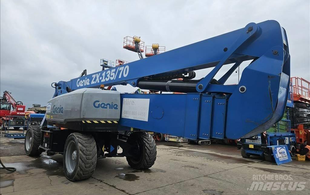 Genie ZX 135/70 Karos emelők