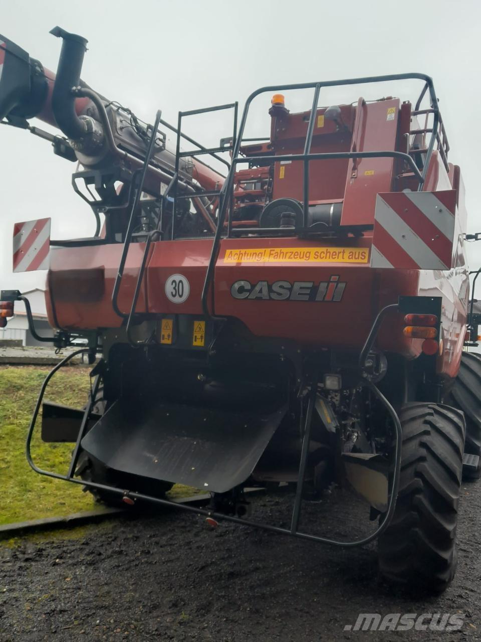 Case IH 7150 AF Kombájnok