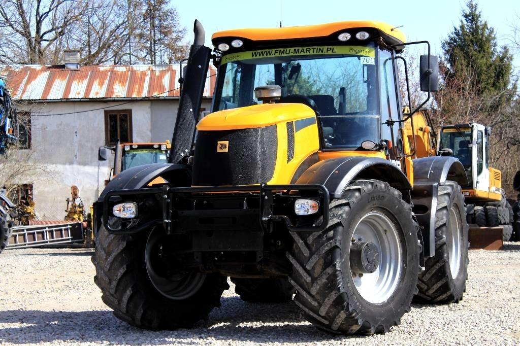 JCB Fastrac 3200 Traktorok