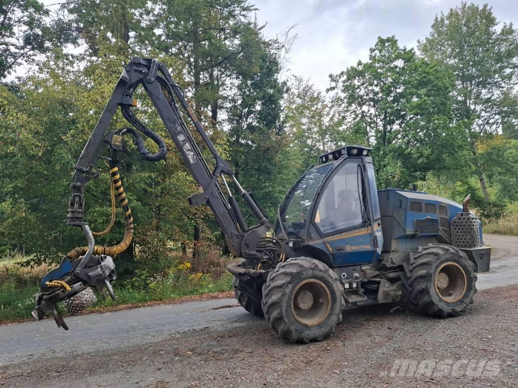 Rottne H8D Betakarítók