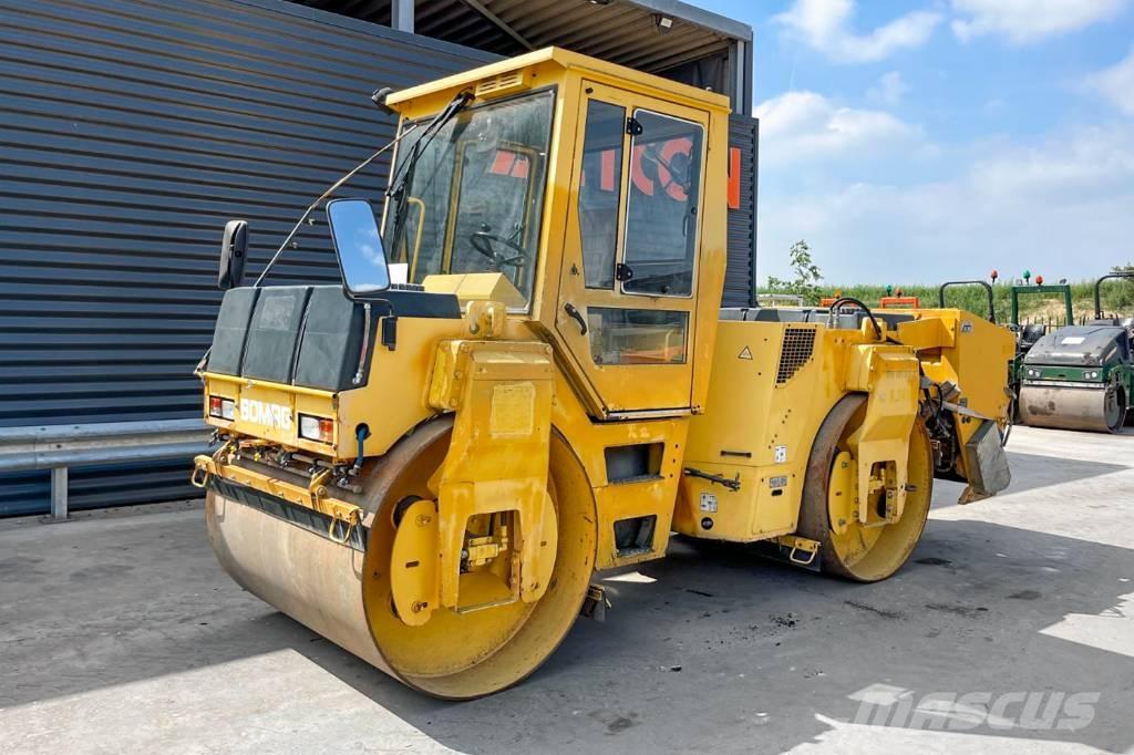 Bomag BW 151 AD-2 Ikerdobos hengerek