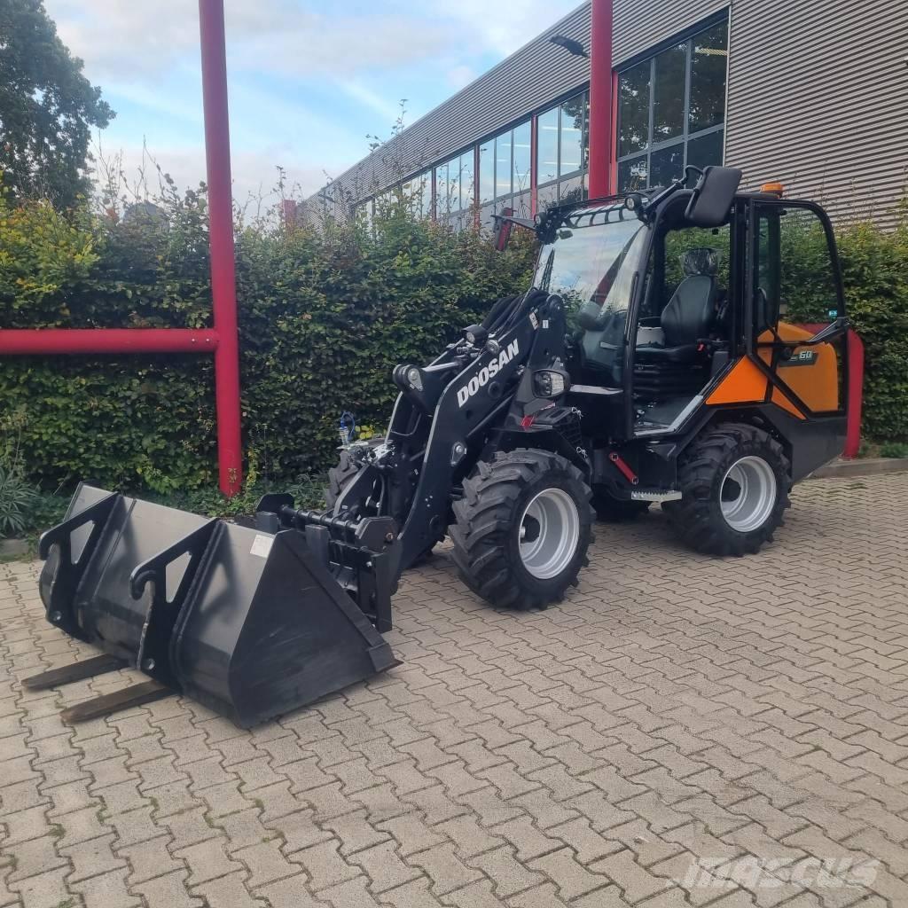 Doosan DL60 Gumikerekes homlokrakodók