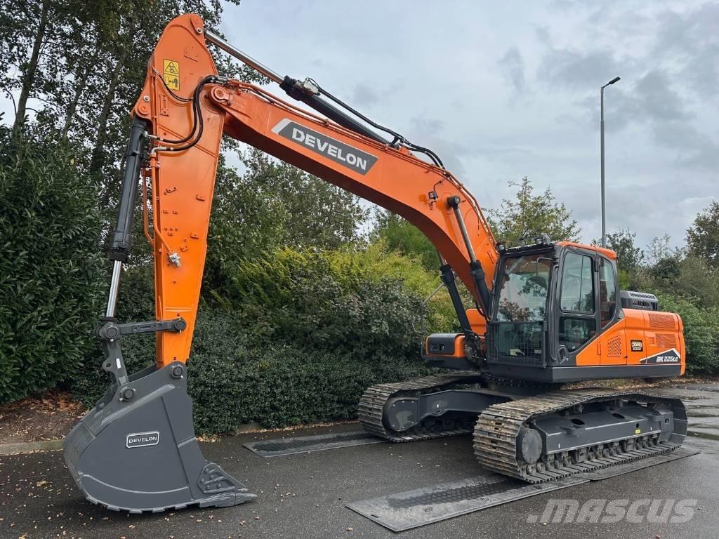 Develon DX 225 LC-7M Lánctalpas kotrók