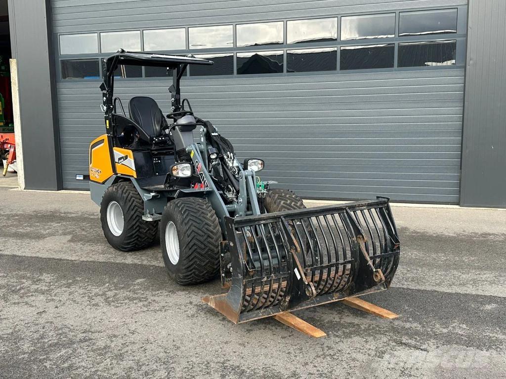 GiANT G2700HD+ Mini homlokrakodók