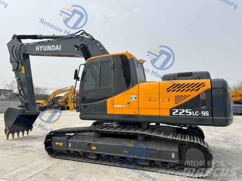 Hyundai 225-9S Lánctalpas kotrók