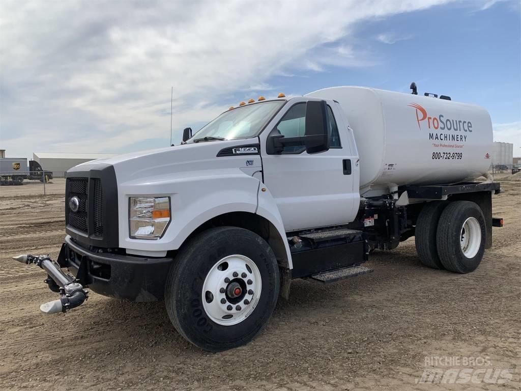 Ford F 650 XL SD Vízszállító teherautók