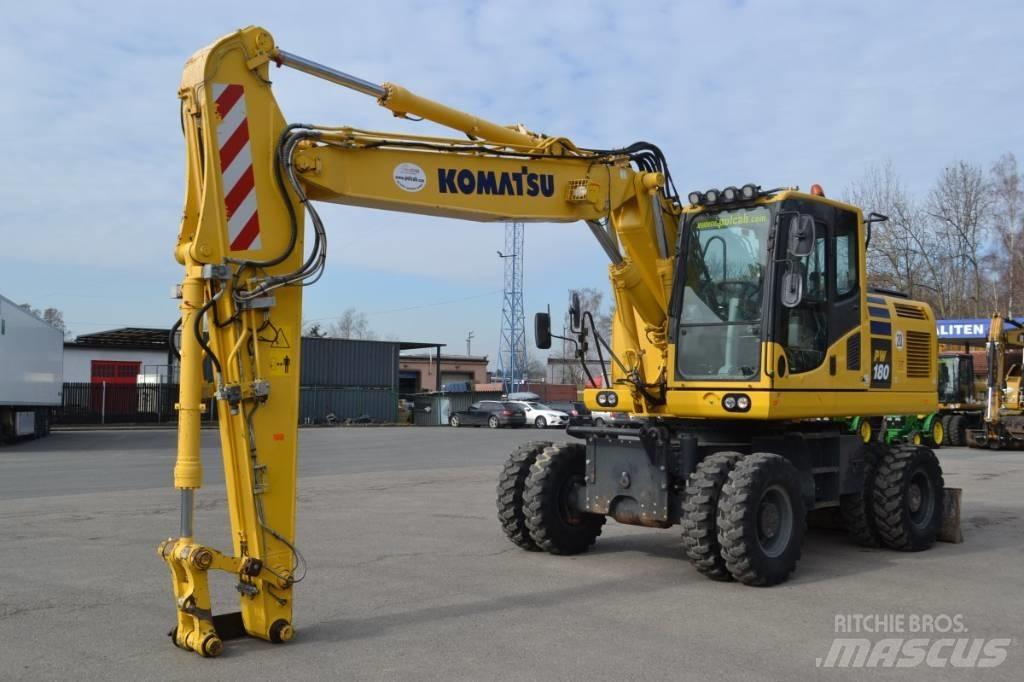 Komatsu PW 180-10 Gumikerekes kotrók