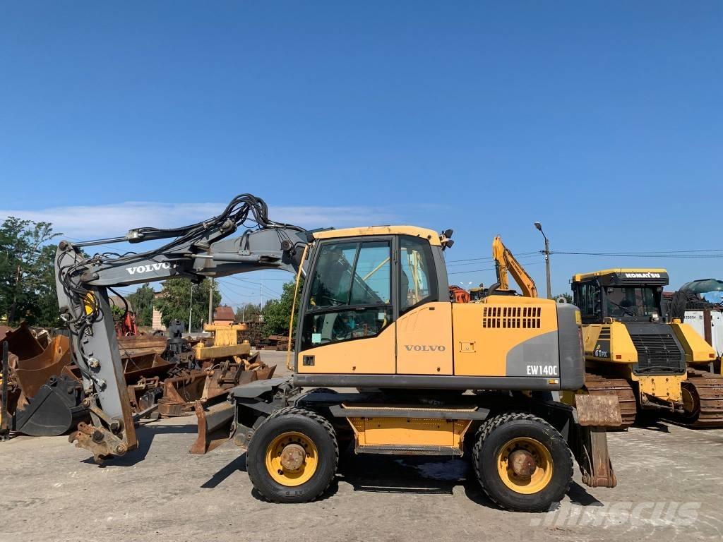Volvo EW 140 C Gumikerekes kotrók
