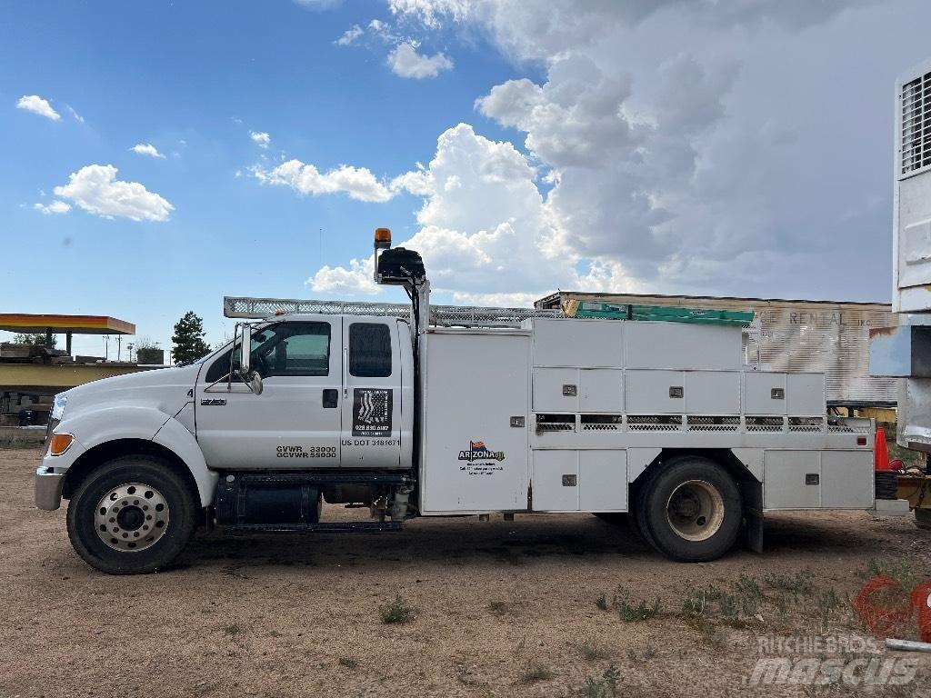 Ford F 750 XL Közúti karbantartó haszongépek