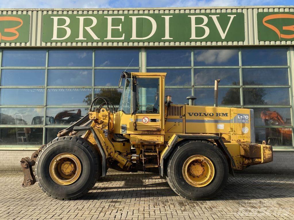 Volvo BM L 120 B Gumikerekes homlokrakodók