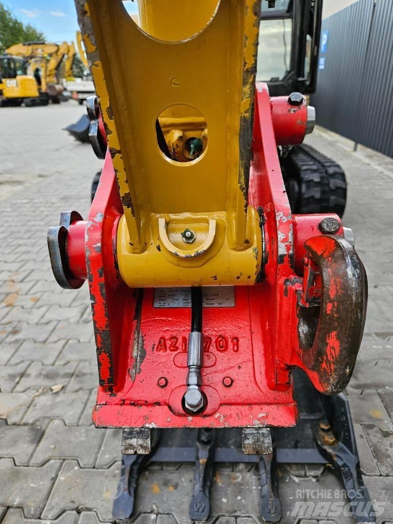 CAT 303.5 E CR Mini kotrók < 7t