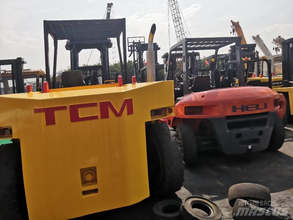 TCM 15 Ton Dízel targoncák