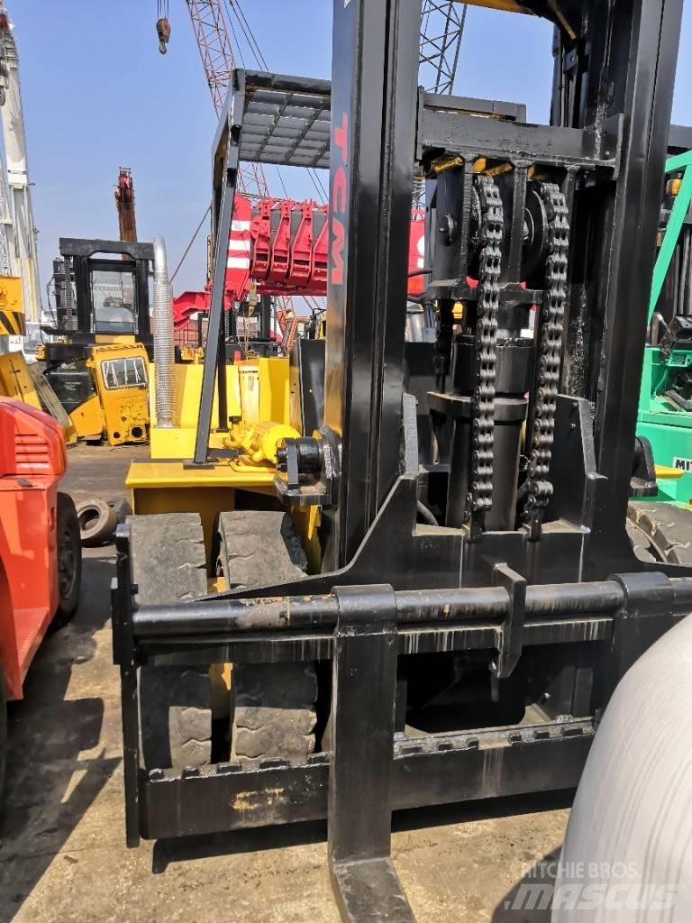 TCM 15 Ton Dízel targoncák