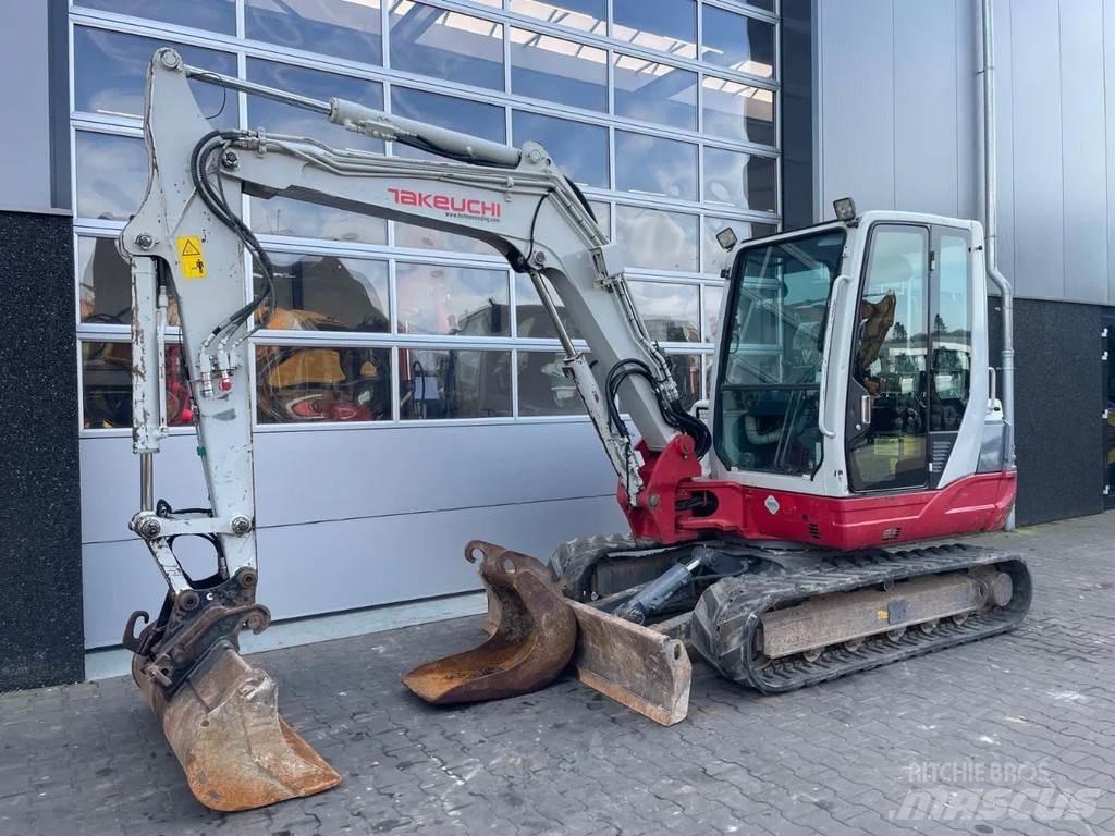 Takeuchi TB250 Mini kotrók < 7t
