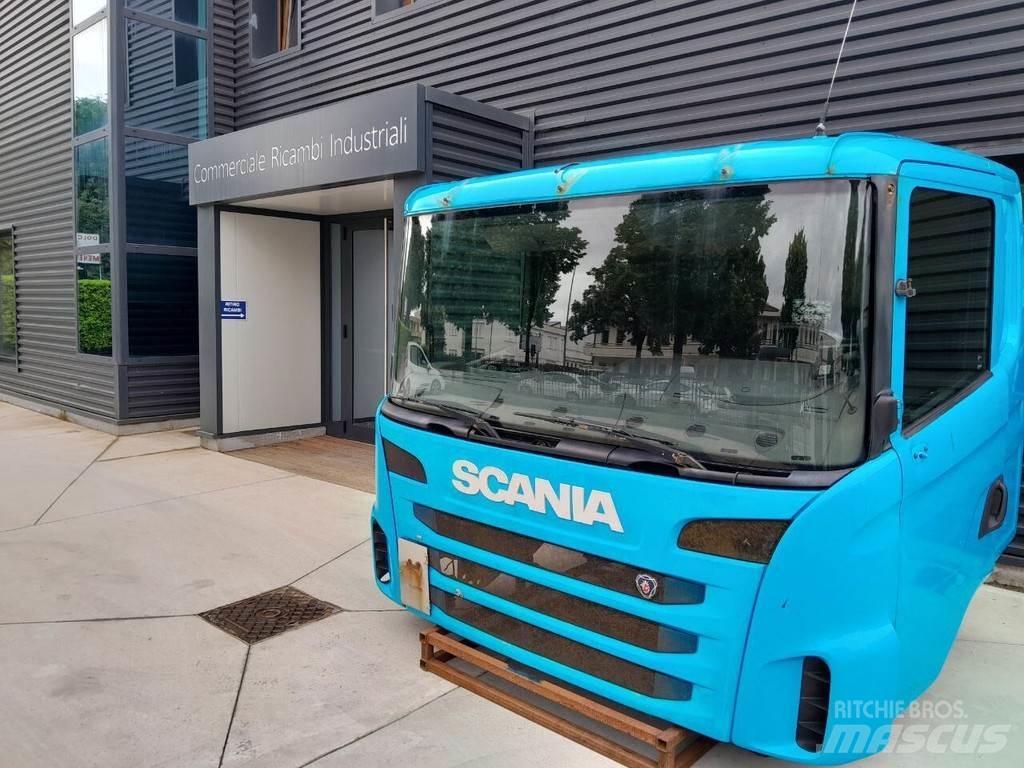 Scania CG16 Vezetőfülke és belső tartozékok