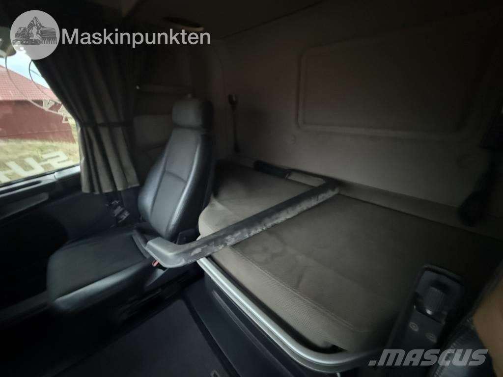 Scania R 580 Dobozos teherautók