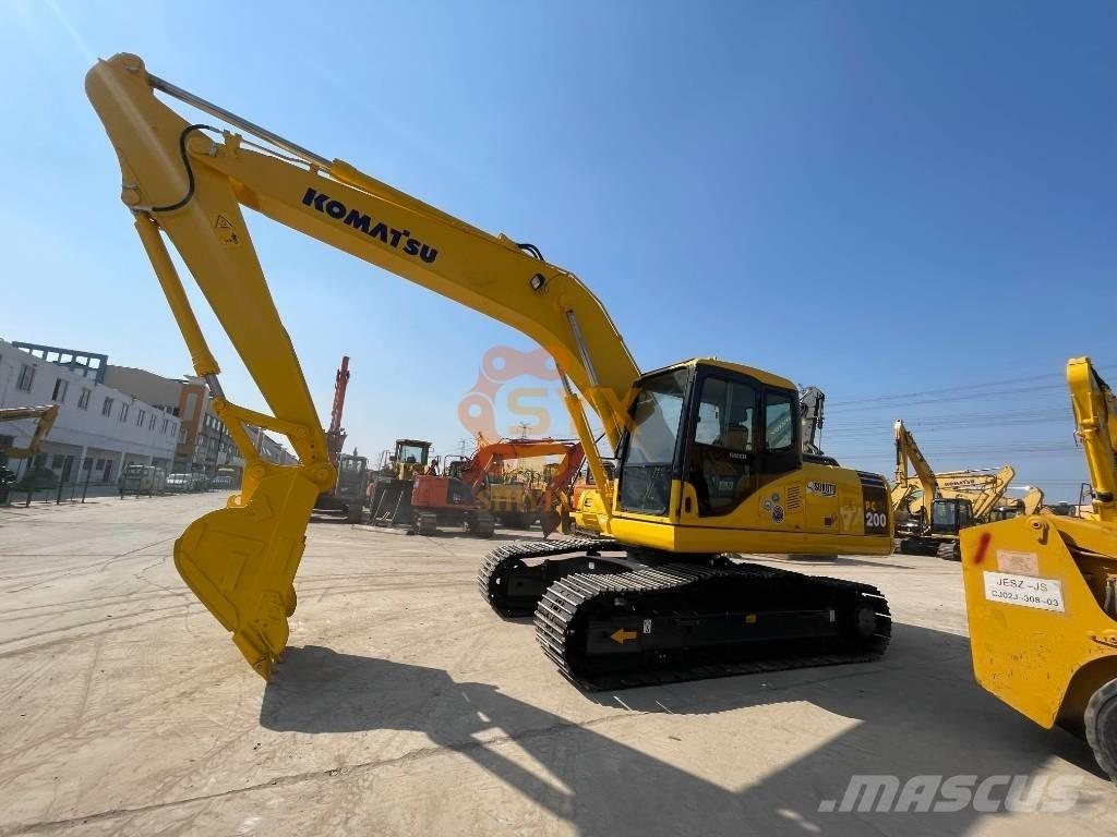 Komatsu PC 200-7 Lánctalpas kotrók