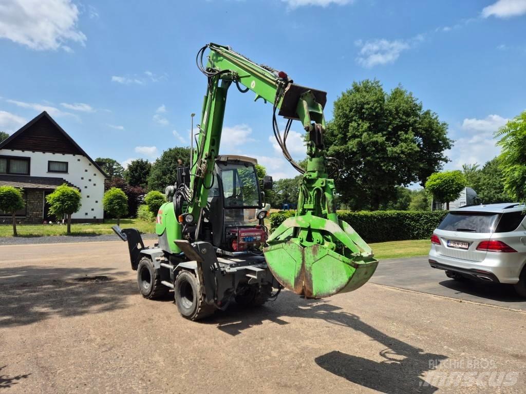 Hansa APZ 531 H Gumikerekes kotrók
