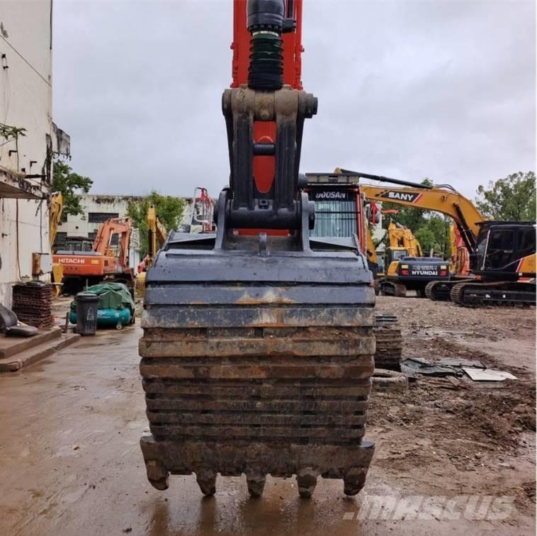 Doosan DX 340 LC Lánctalpas kotrók