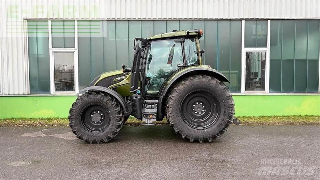 Valtra n155ea Traktorok