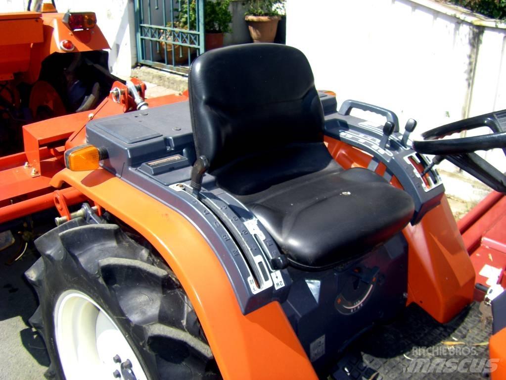 Kubota ASTE A-17 4wd Traktorok