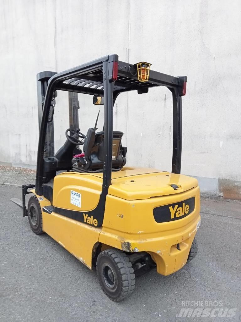 Yale ERP35 Elektromos targoncák