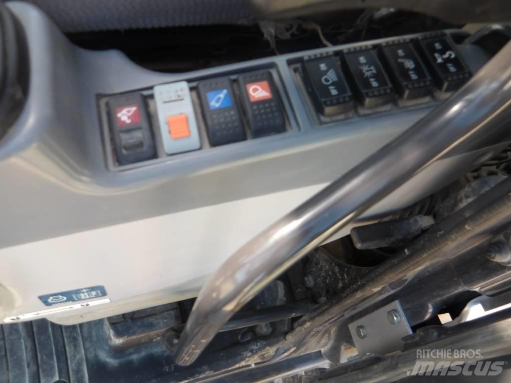 Hitachi ZX 250 LC-6 Lánctalpas kotrók