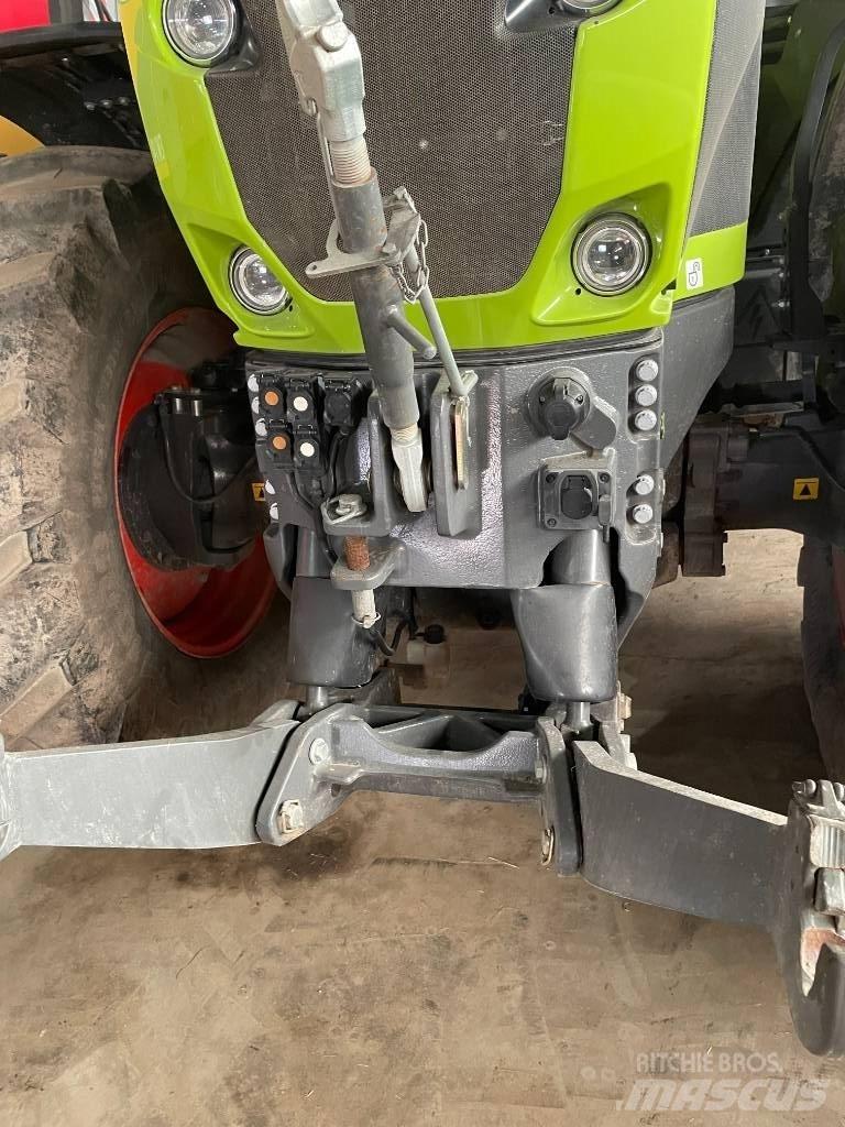 CLAAS 960 Axion Traktorok